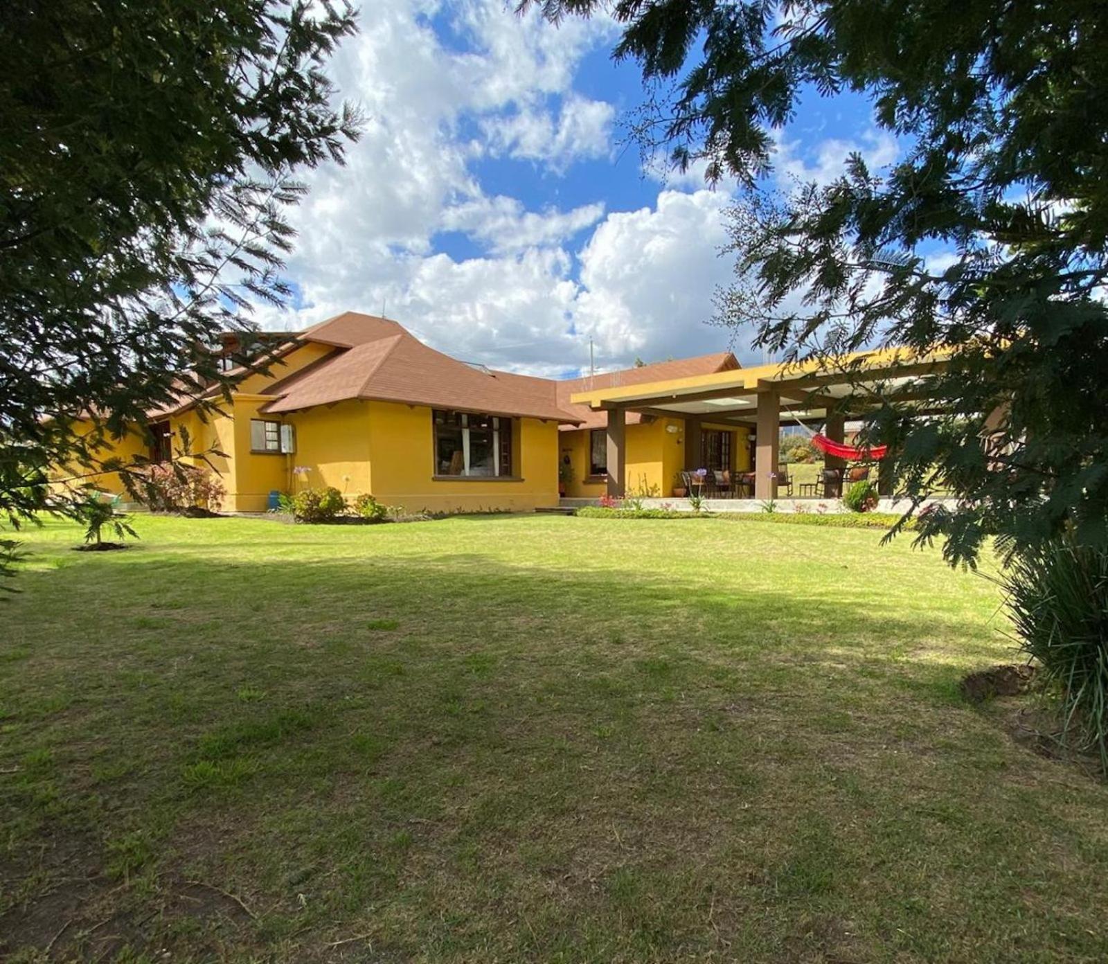 Cottage house Cayambe Eksteriør billede